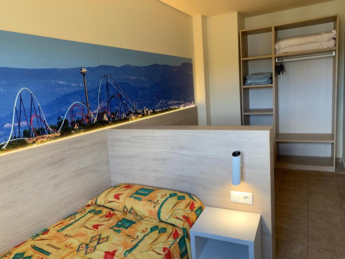 Festival Village Apartments ซาลอว์ ภายนอก รูปภาพ