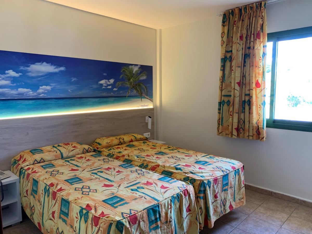 Festival Village Apartments ซาลอว์ ภายนอก รูปภาพ